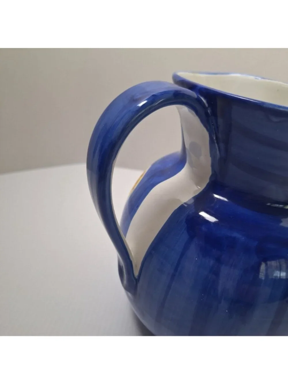 PIER 1 HANDPAINTED ITALIAN CERAMIC PITCHER/JUG VIBRANT COLORS VEGETABLE PATTERN